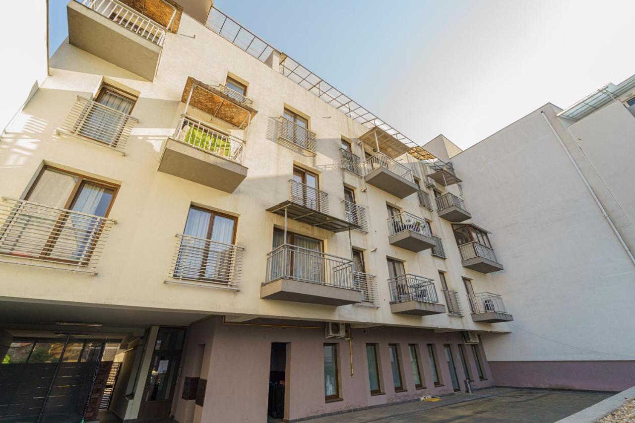 5* Mansion In City Center Cluj-Napoca Exterior photo